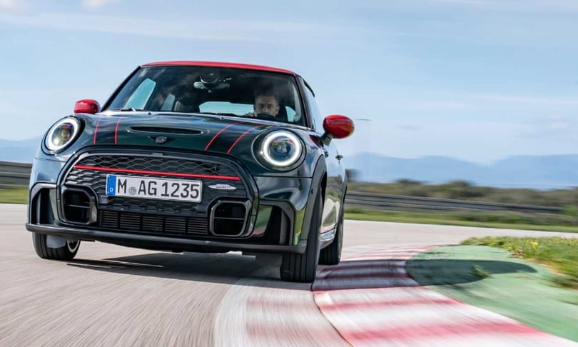 Kicsi a bors, de erős: megújult a Mini JCW