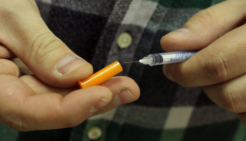 Megrázó felvételeken a tűcserés drogosok