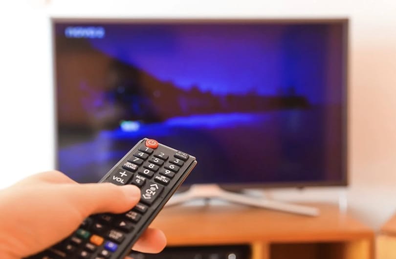 A magányosság vezet a sok tévézéshez, vagy éppen fordítva?