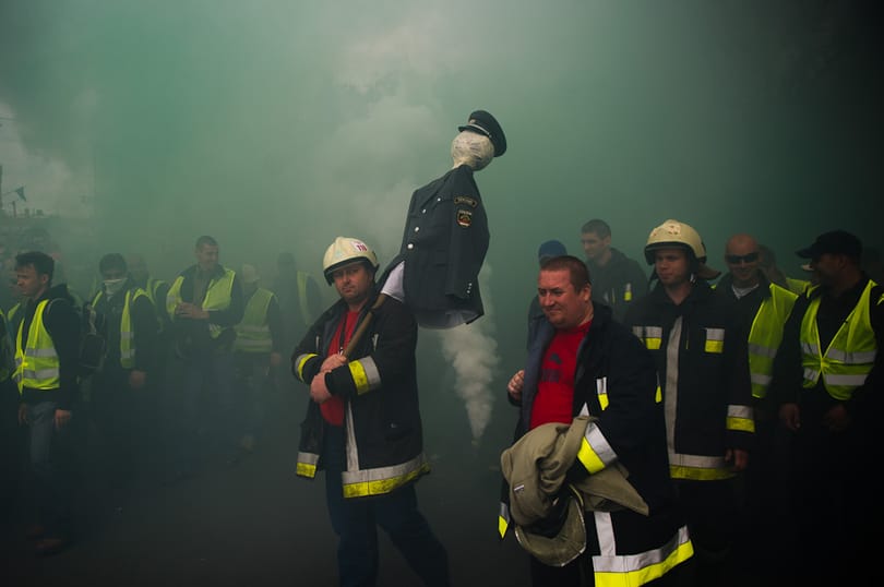 Felháborodtak a tűzoltók a kormány húzásán