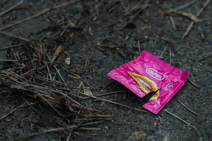 Kisebb forradalom a fogamzásgátlásban: Franciaország ingyenessé teszi az óvszert a 18–25 éveseknek
