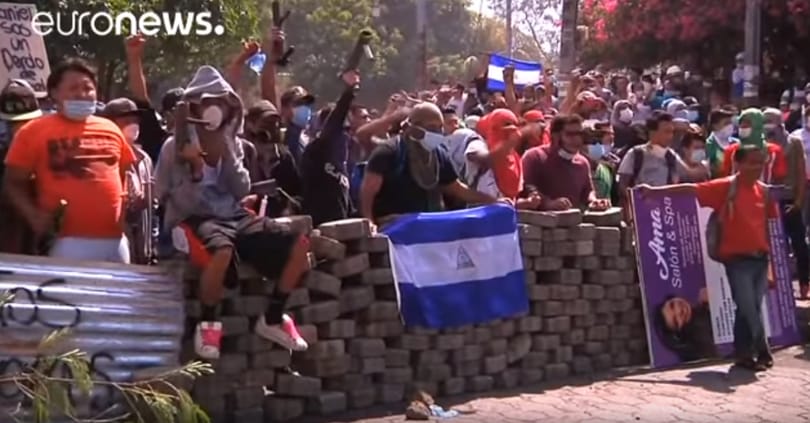 Már 34 halottja van a nicaraguai tüntetéseknek