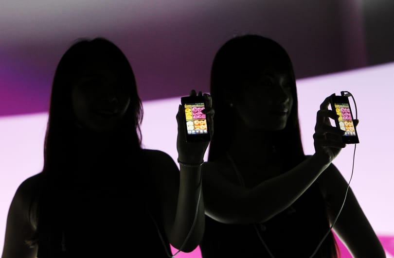 Három hónap múlva lesz győztese a mobiltendernek