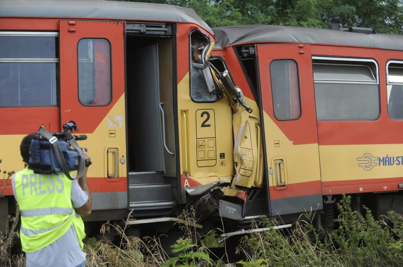 Gyanúsított lett az ütköző vonat vezetője