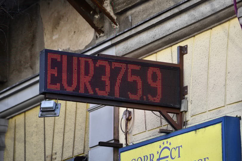 Elemző a forint szakadásáról: Ez drámai, csak nézünk ki a fejünkből, nem tudunk mit tenni