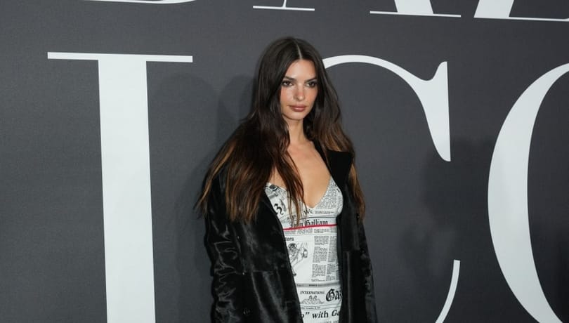 Úgy tűnik, Emily Ratajkowski és Harry Styles összejött