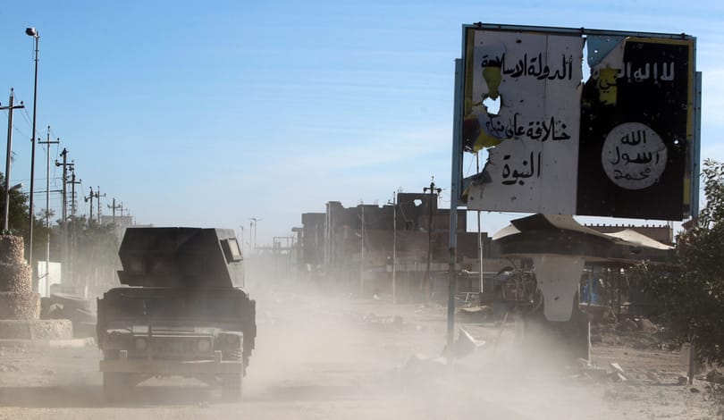 Lefejezett ISIS-tagokkal pózolt egy németországi menedékkérő