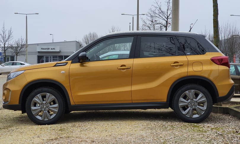 Esztergomi üdvözlet: beültünk a legújabb hibrid Suzuki Vitarába