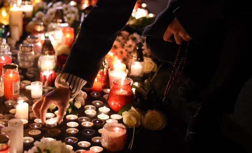 Pénzadománygyűjtést indít az Ökumenikus Segélyszervezet a busztragédia után