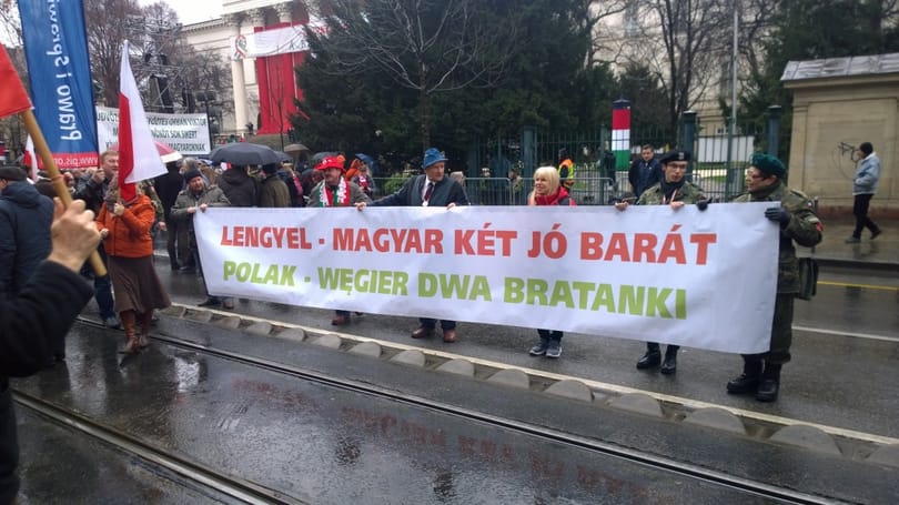 Orbán: Nincs alapja a Lengyelországot elítélő EP-határozatnak