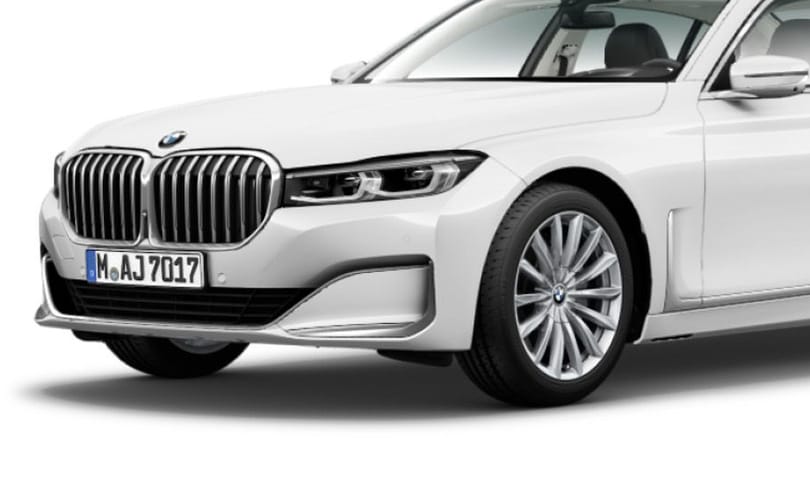 Íme teljes pompájában az új 7-es BMW