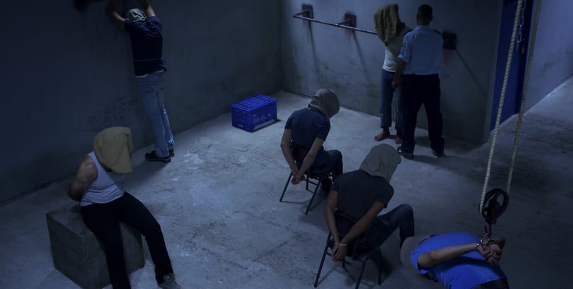Hol a határa a valóság megrendezésének? Történetmesélés a posztigazság korában