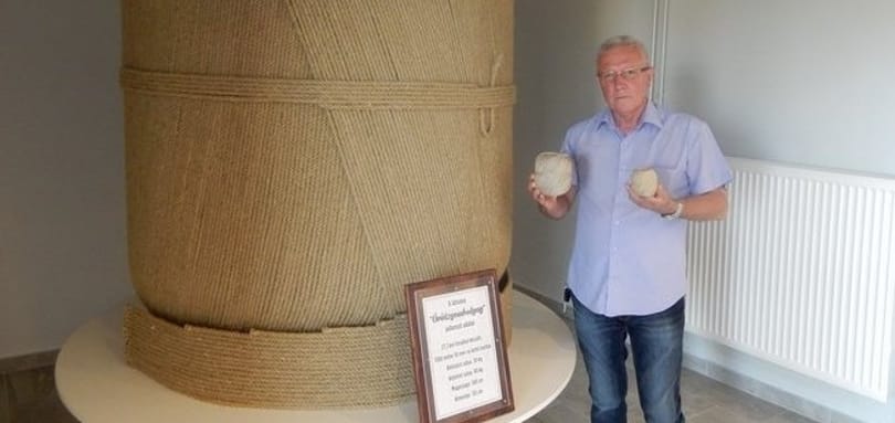 Elefánt méretű gombolyaggal ünneplik a kendergyártást Nagylakon – fotó