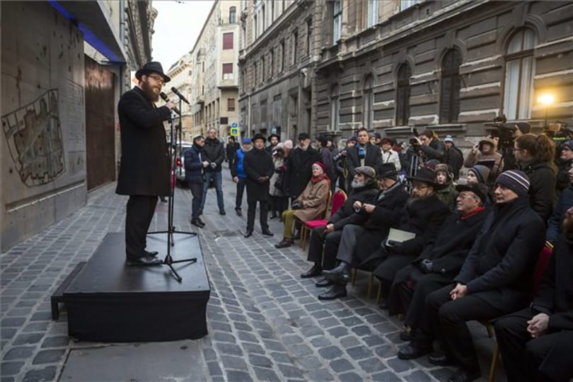 A budapesti gettó felszabadítására emlékeztek a Dohány utcában