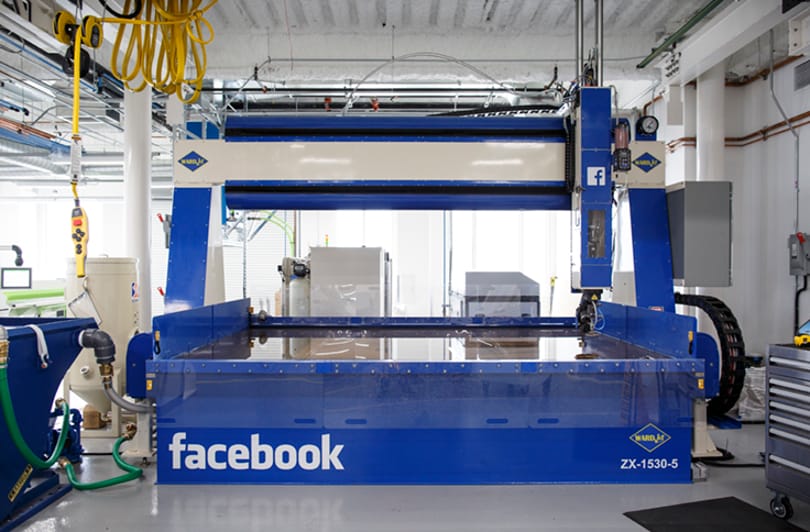 Fotók: megnyílt a Facebook 404-es laborja