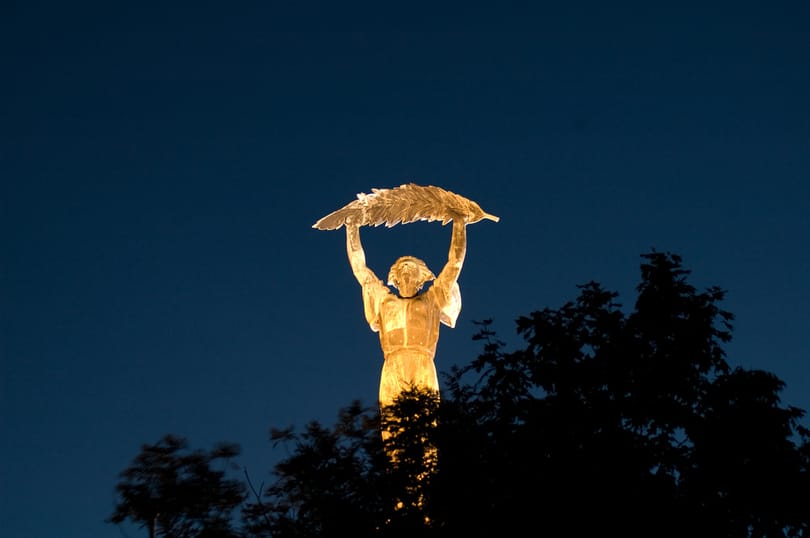 Szabadság helyett Szűz Mária - új szobor a Gellérthegyen?