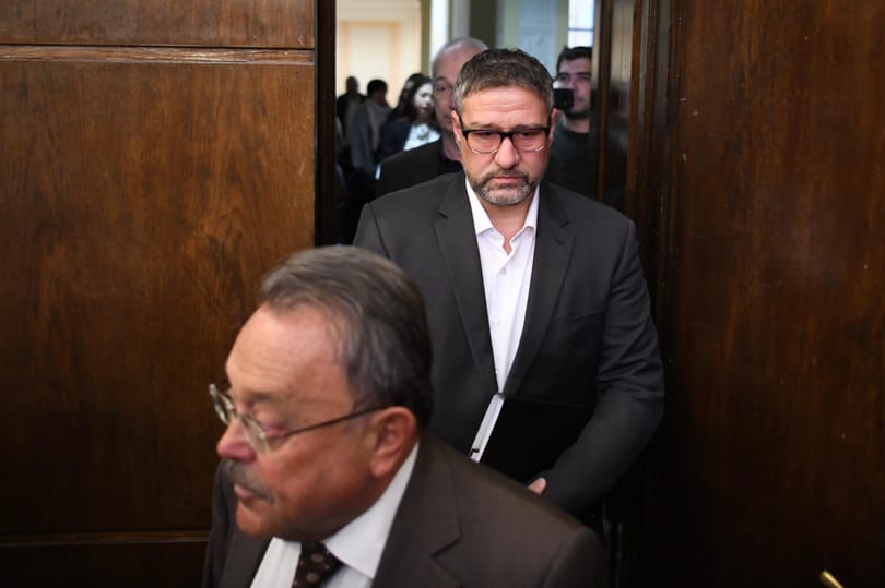 860 milliós vagyonelkobzás és több év fegyház várhat Simonkáékra