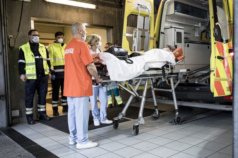 Belgiumban és Hollandiában is száznál többen haltak meg egy nap alatt