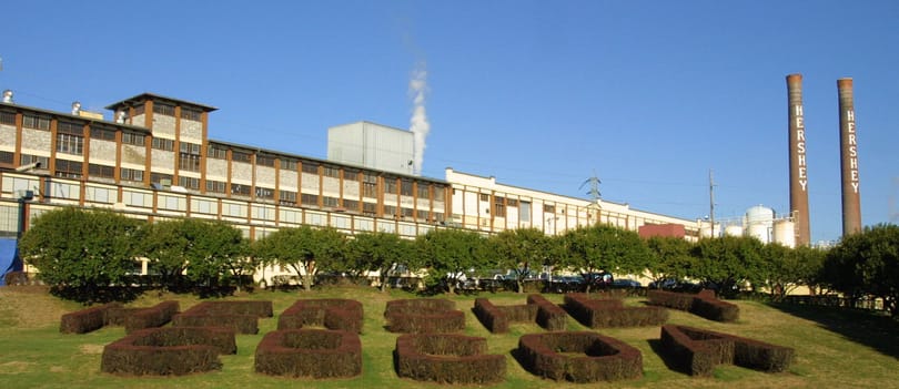 Beperelték a Hersheyt, amiért az étcsokoládéja nehézfémeket tartalmaz
