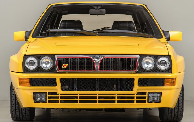 Ferrari-sárga színben várja új gazdáját ez a makulátlan Lancia Delta HF Integrale