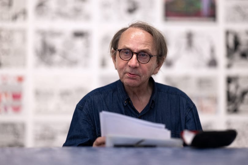 Most, hogy Michel Houellebecq megírta, mi jöhet 2027-ben, kezdhetünk aggódni