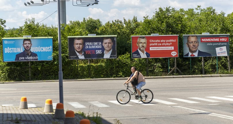 A menekültáradat és csúcspolitikusok verekedése került a szlovákiai választási kampány fókuszába
