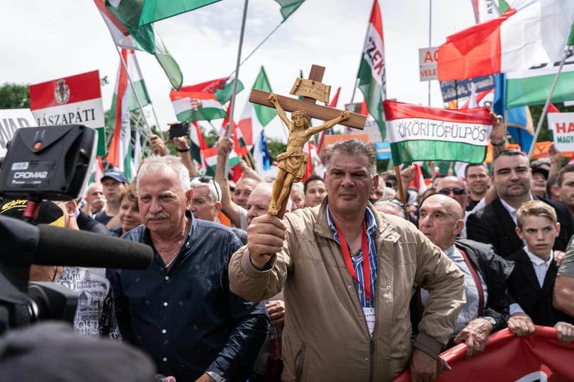 Védjegyként jegyezteti be a Békemenet nevet a CÖKA