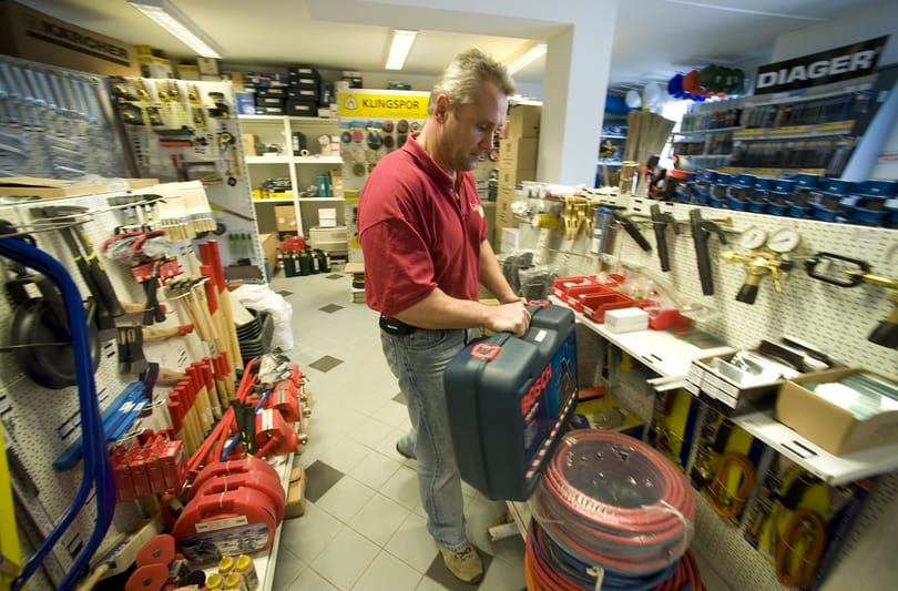 Lassan búcsút mondhatunk az evának