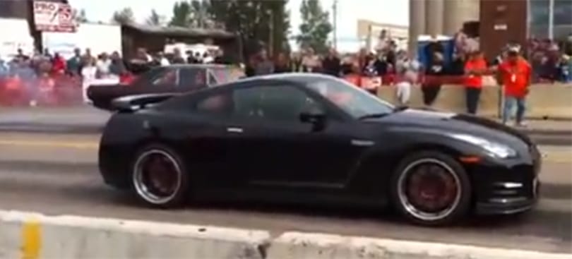 Ilyen, amikor elszabadul egy Nissan GT-R - videó