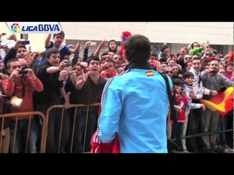 El Clásico új köntösben: Real Madrid-mezt írt alá a Barcelona sztárja - videó