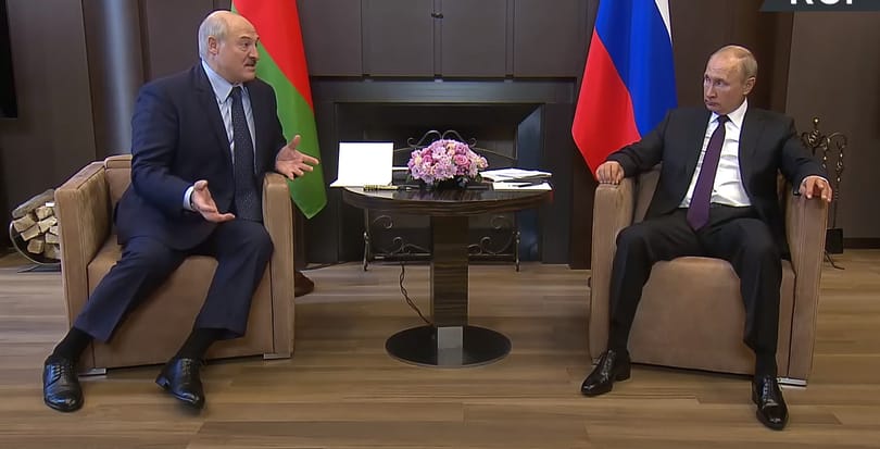 Így gyűri egy hazugság Oroszország alá Fehéroroszországot 