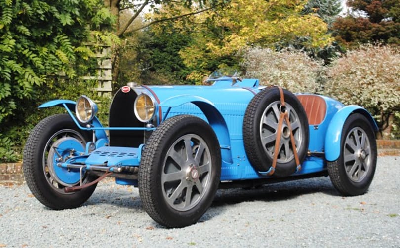 Legendás Bugatti-versenygép várja új gazdáját - fotók