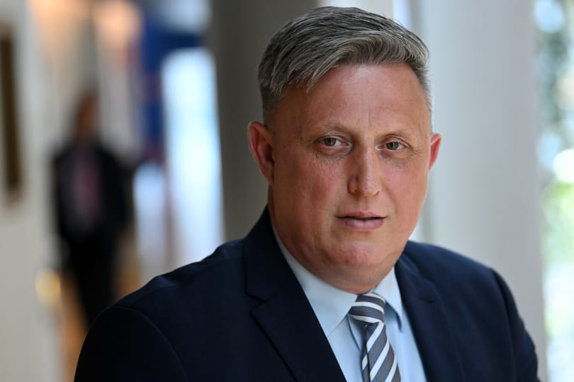 A rendőrség még mindig nyomoz, de továbbra sem hallgatták ki a nőverési ügye miatt Győrffy Balázst