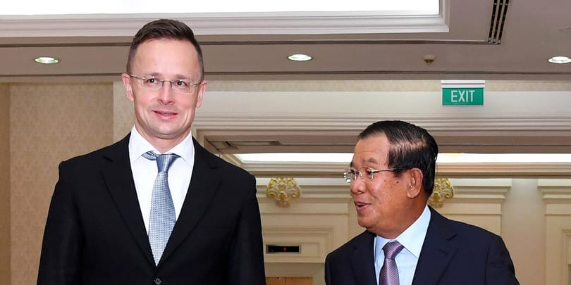 A magyar küldöttség miatt zárták be a kambodzsai főváros iskoláit