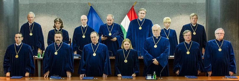 Nem büntethetik duplán a szabálysértőt – mondta ki az Ab