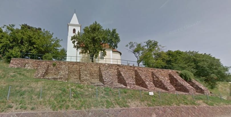 Védett templomba festett saját képet jószándékból a balatonszepezdi nőegylet