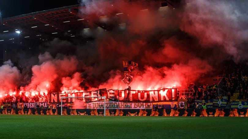 Úgy megverték a Dunaszerdahely focistáját, hogy eltört az állkapcsa