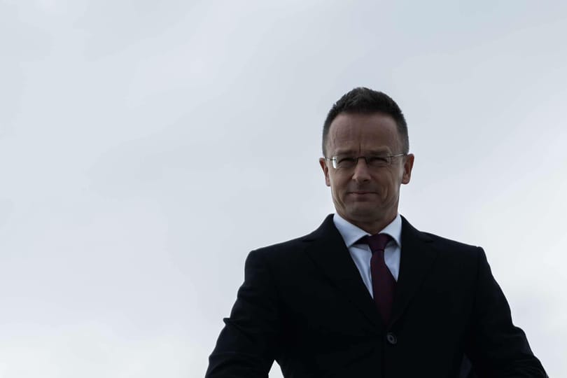 Szijjártó: „Egyre intenzívebbek és sikeresebbek az orosz támadások“