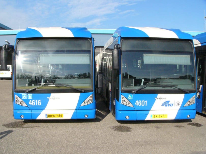 Csíkos buszokat vett a BKK – fotók