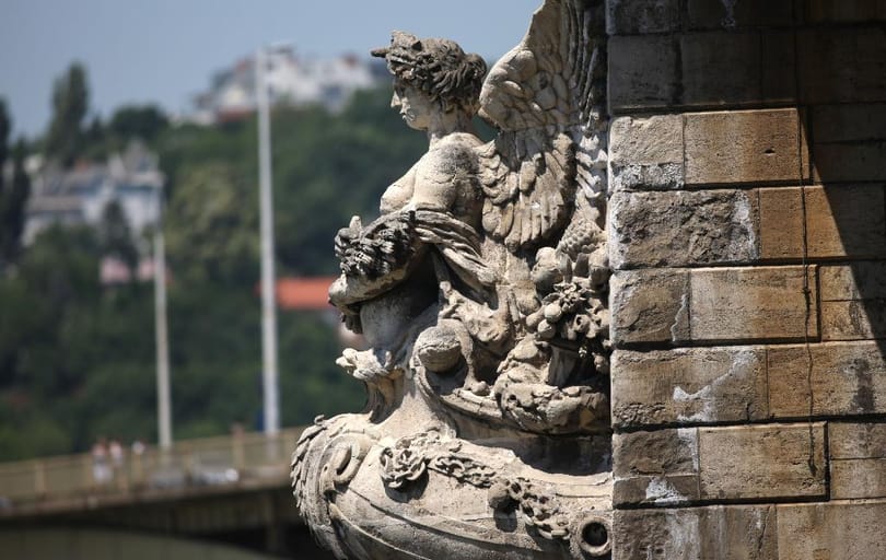 Felújítják a HÉV-aluljárót a Margit híd budai hídfőjénél