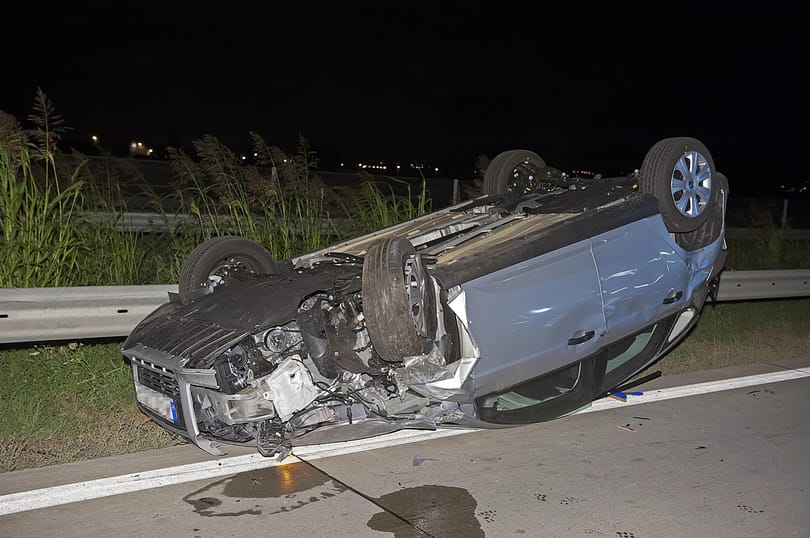 Fotó: Fejtetőre állt egy Focus az M0-son