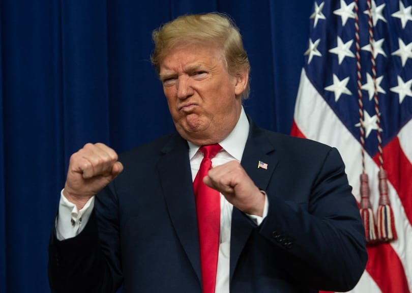 Fenyegetőzése után az ügyészek eltiltatnák Trumpot a nyilatkozástól