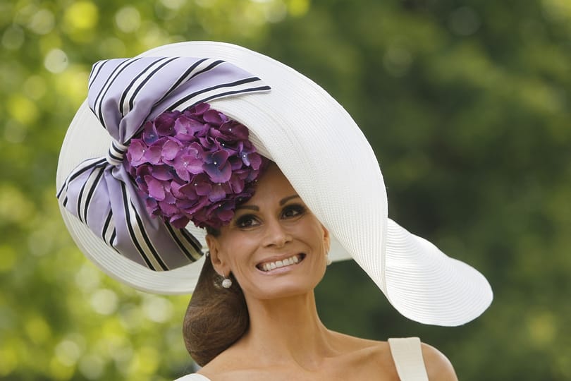 Hatalmas kalapokban szurkolnak az Ascot Derby-n