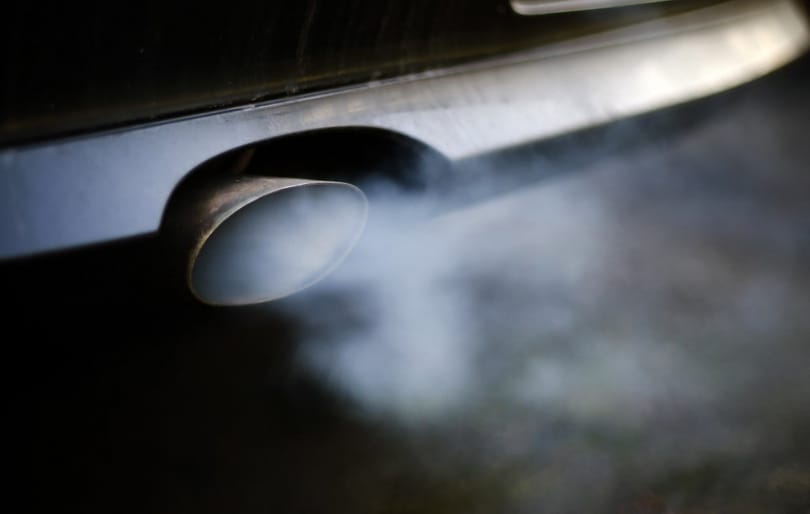 Ezért szenved rengeteg ember: 151 millió mentális problémát okozhattak az ólmozott üzemanyagok
