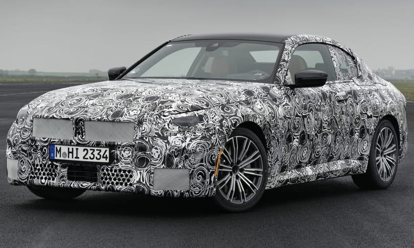 A BMW a teljesen új 2-es kupéval indítja a hetet, íme a 6 hengeres sportmodell