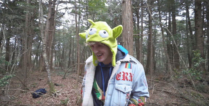 Óriási felháborodást váltott ki a holttest felett viccelődő vlogger videója