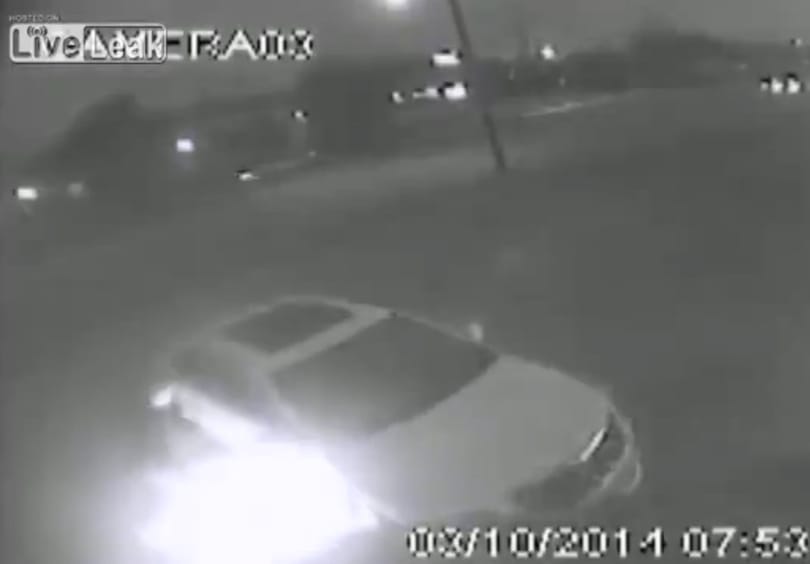 Magát gyújtotta fel egy autózúzó vandál Houstonban - videó