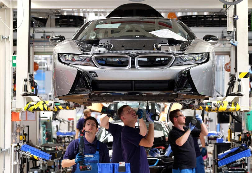 Titkolniuk kellett, hogy Debrecenbe megy a BMW