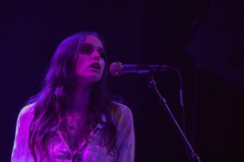 A tánc a vágy, a zene a hit a kanadai Tess Parks új lemezén
