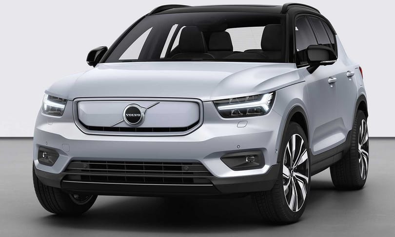 Itt a Volvo első villanyautója, egy 408 lóerős kompakt divatterepjáró